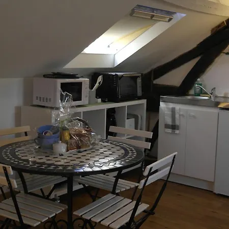 Bel F2 Gare Sur Place Daire *